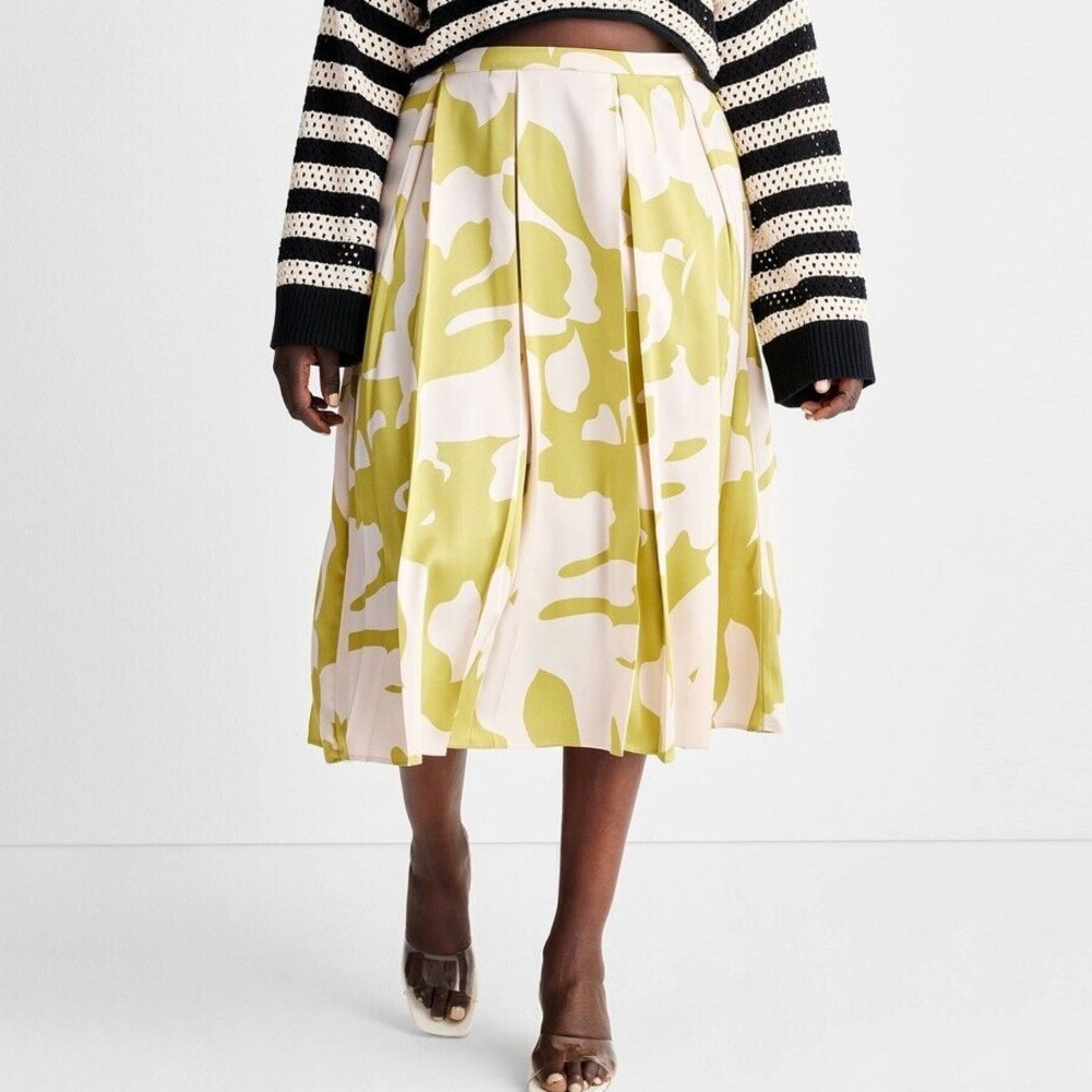 Future Collective x Alani Noelle Green Floral Abstract Skirt - 14